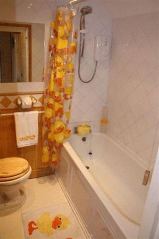 Robertsbridge Retreat At Cornhill Self Catering Apartments 客房 照片